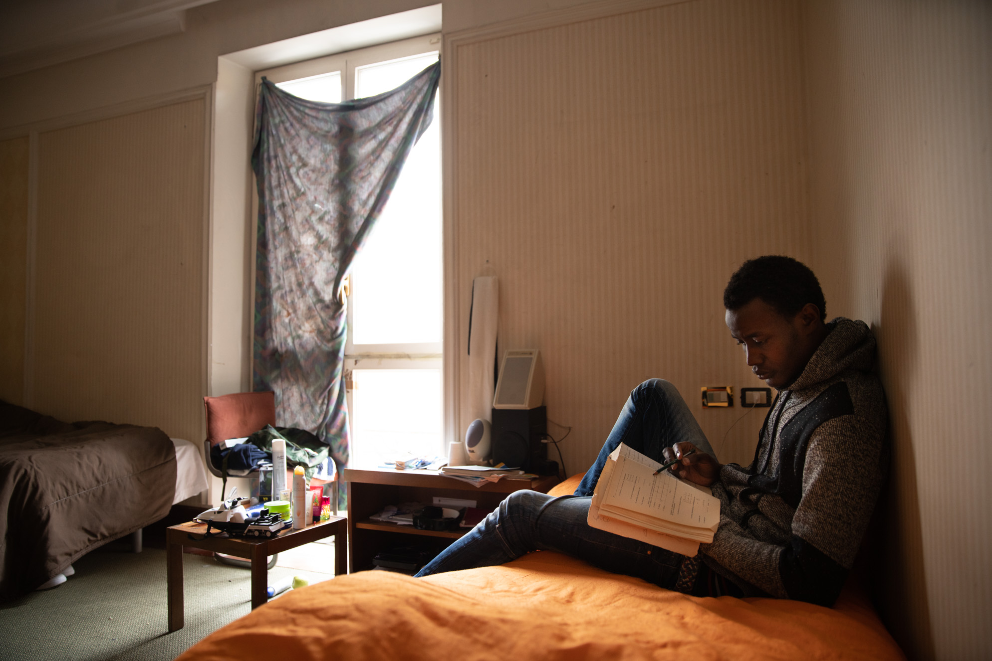 “I enrolled in school and started taking Italian classes, as I was determined to speak the language well. I've made many mistakes in my life, but I decided to change when I arrived in Italy. So, I made a promise to myself: to work hard and become a better person. That's why I focused on my studies.”<br />
<br />
